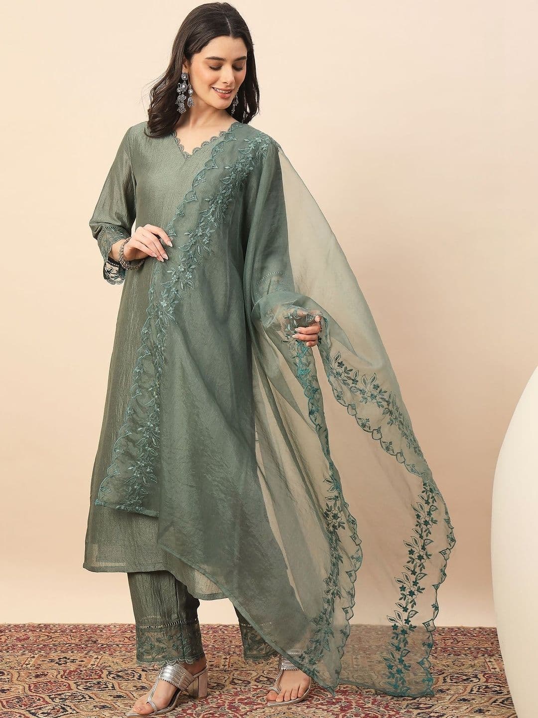 House of Pataudi V-Neck Straight Kurta & Trousers With Dupatta - view 1