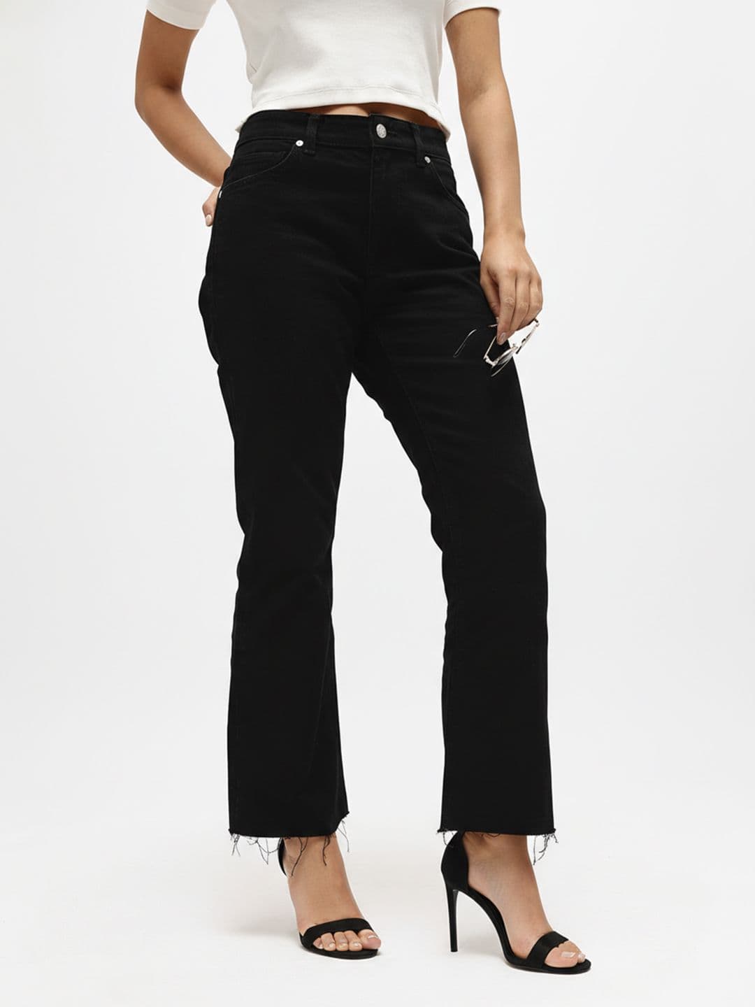 MANGO Women SHE SIENNA Straight Fit Mid-Rise Jeans - view 1