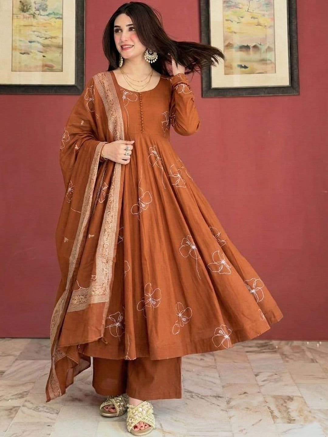 Aaghnya Women Floral Printed Tiered Kurta with Palazzos & With Dupatta - view 1