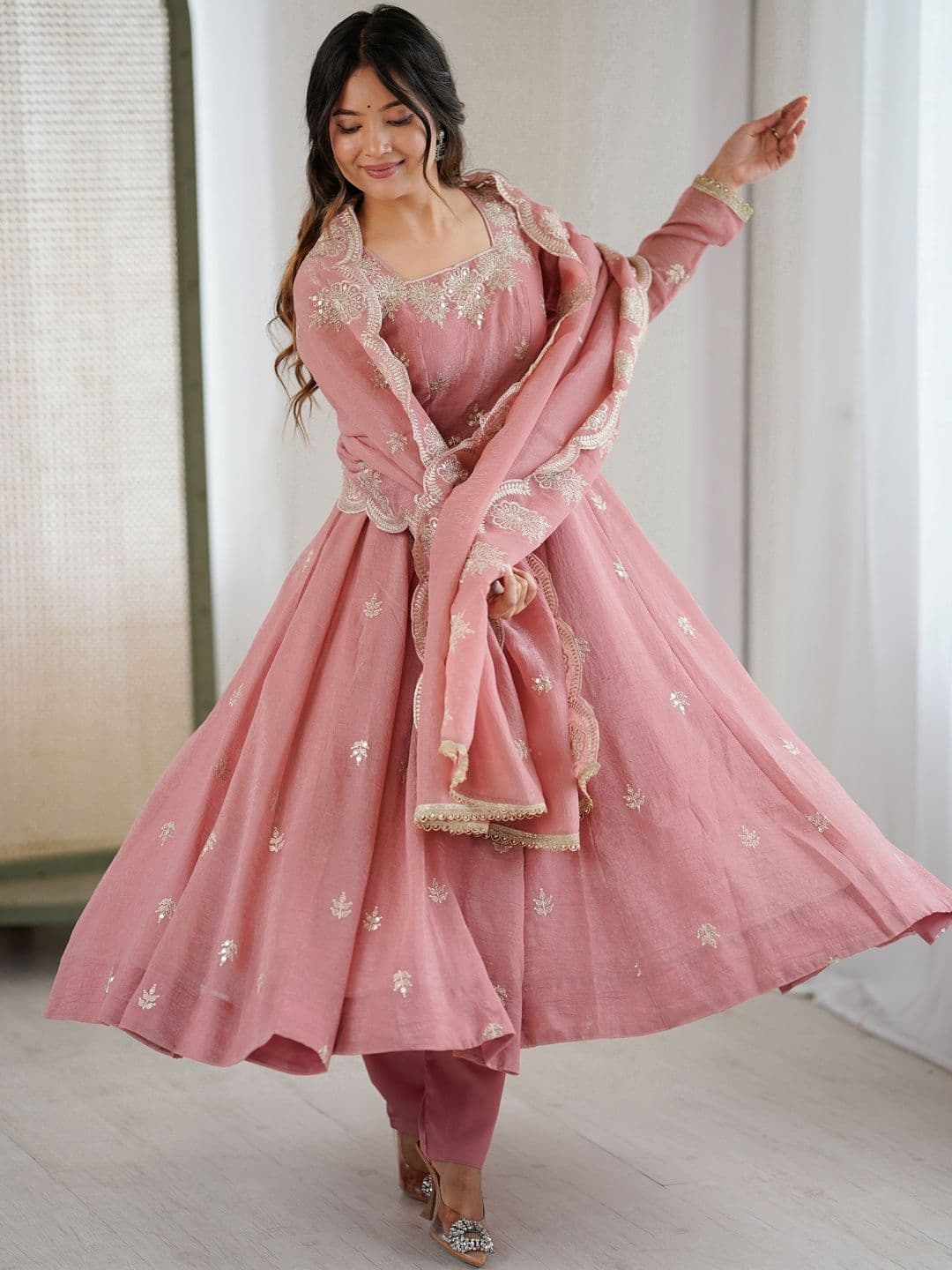 HERE&NOW Women Ethnic Motifs Embroidered Panelled Thread Work Kurta with Trousers & Dupatta - view 1