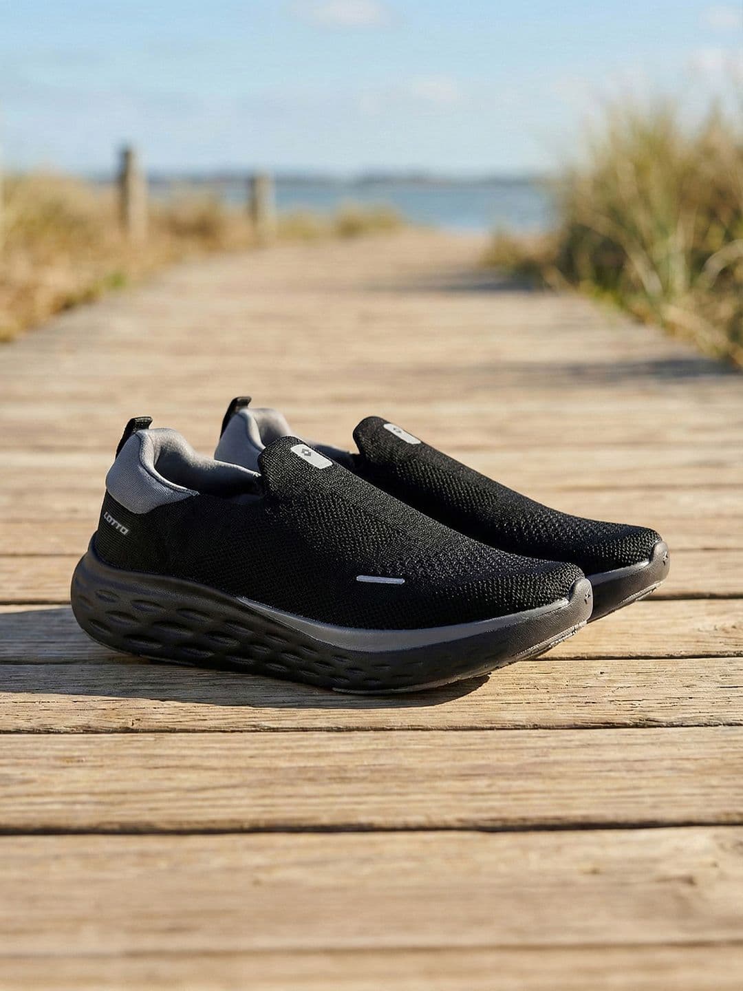 Lotto Men Aerostep Slip on Walking Shoes - view 1