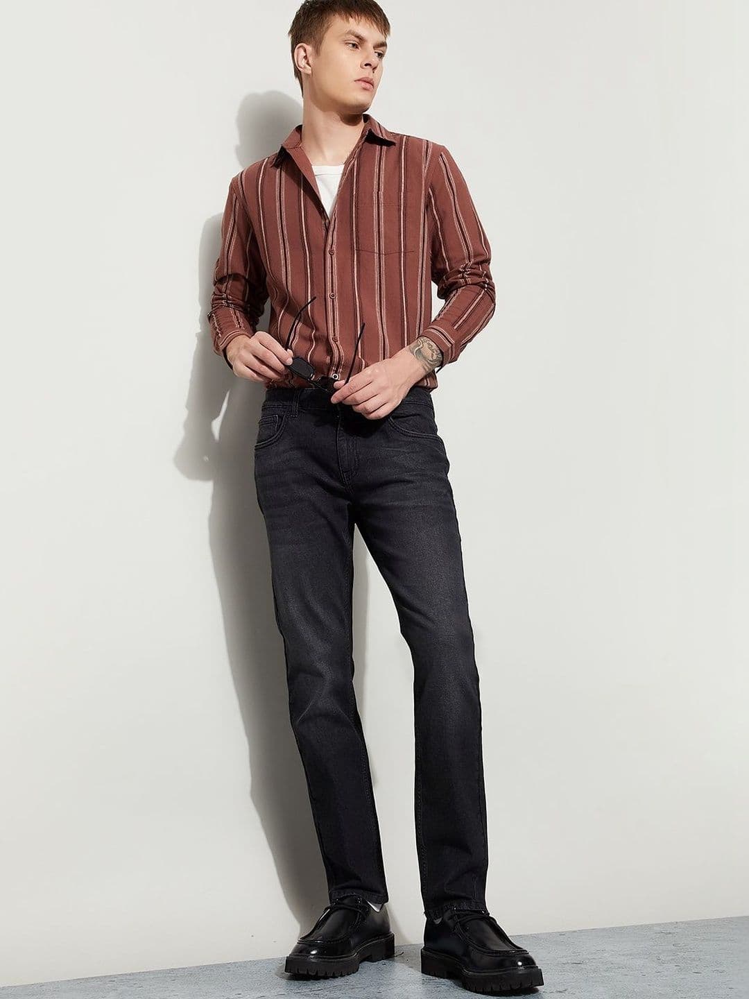 Fame Forever by Lifestyle Men Slim Fit Mid-Rise Jeans - view 1