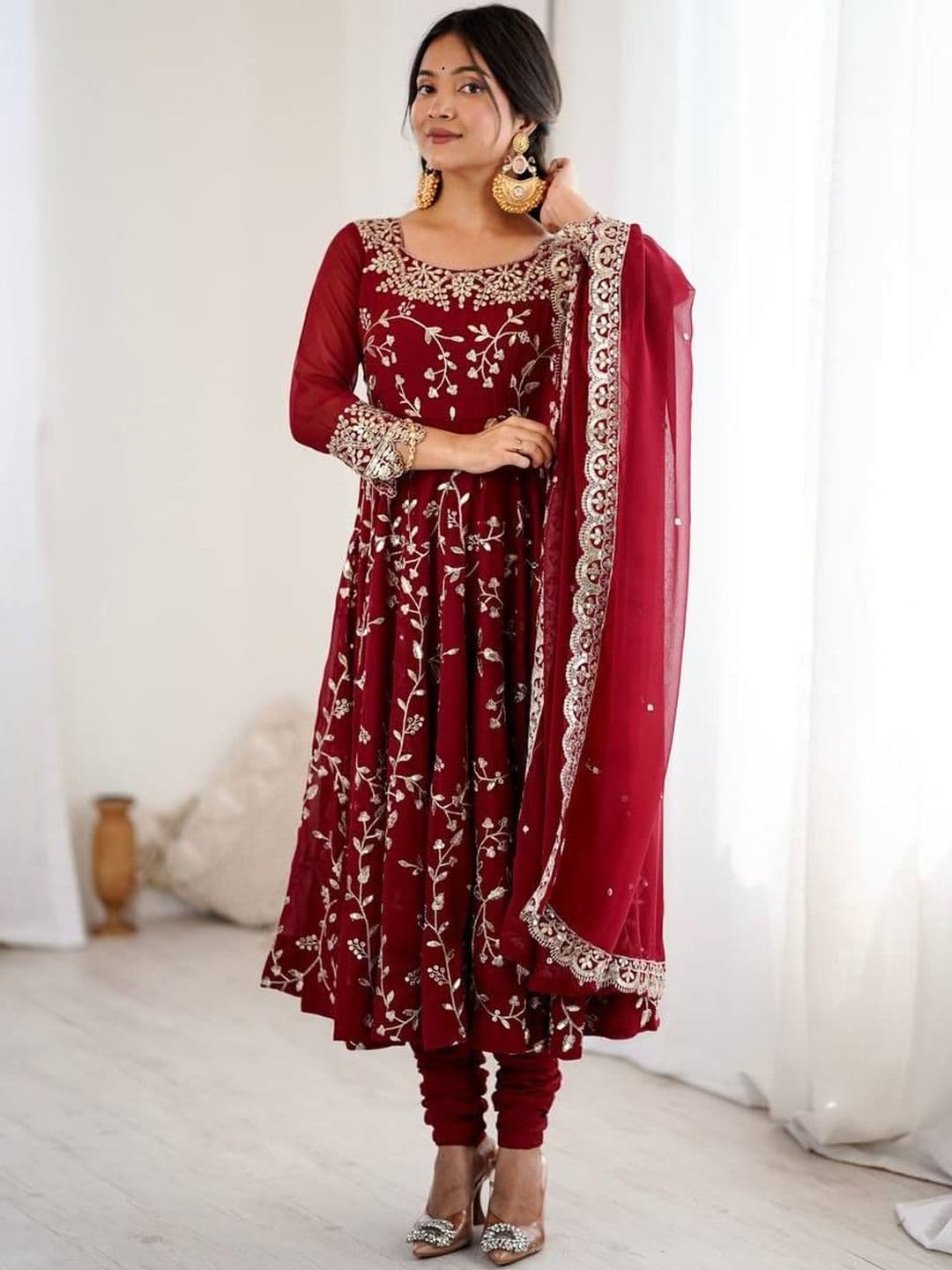 HERE&NOW Women Ethnic Motifs Embroidered Empire Thread Work Kurta with Churidar & With Dupatta - view 1