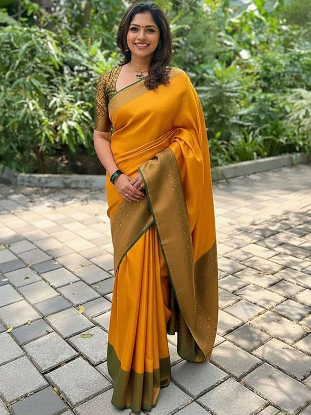 LOOM SUTAA Woven Design Silk Blend fwd Saree - view 1