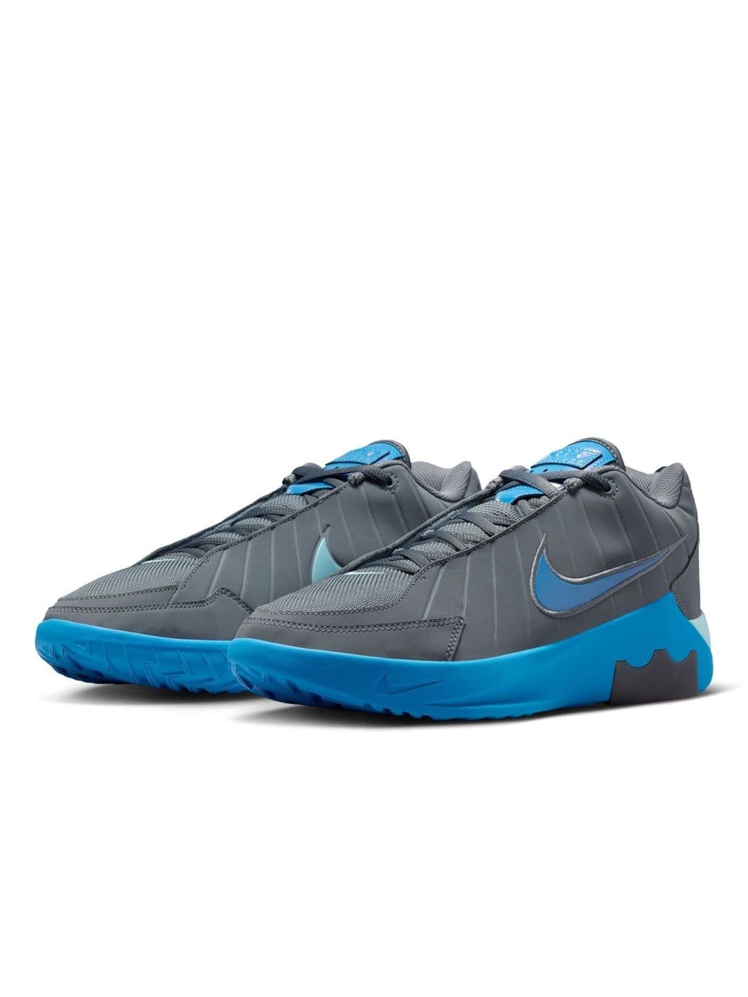 Nike LeBron Witness IX EP Basketball Shoes - view 1