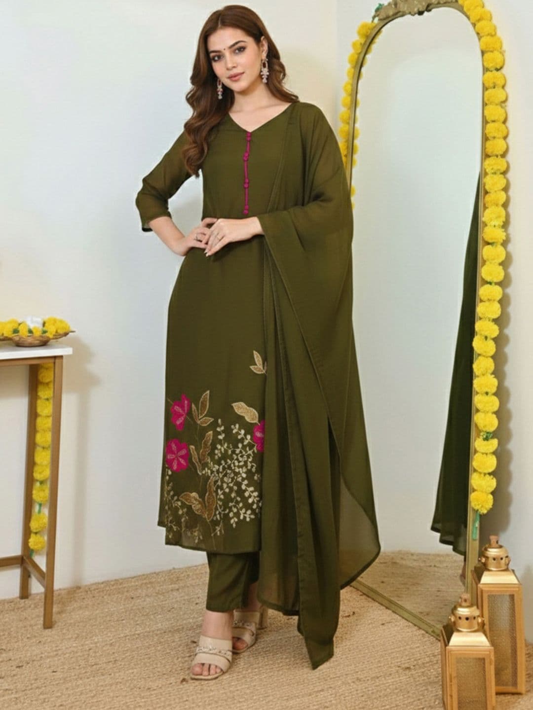 Anouk Rustic Women Floral Embroidered Regular Thread Work Kurta with Trousers & With Dupatta - view 1