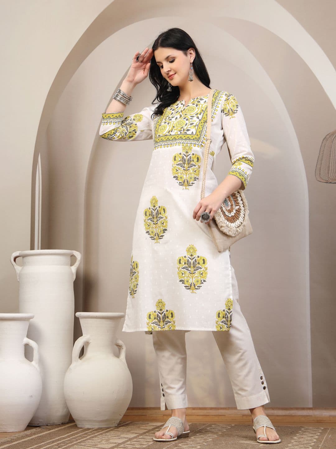 God Bless Women Floral Printed Floral Kurta - view 1