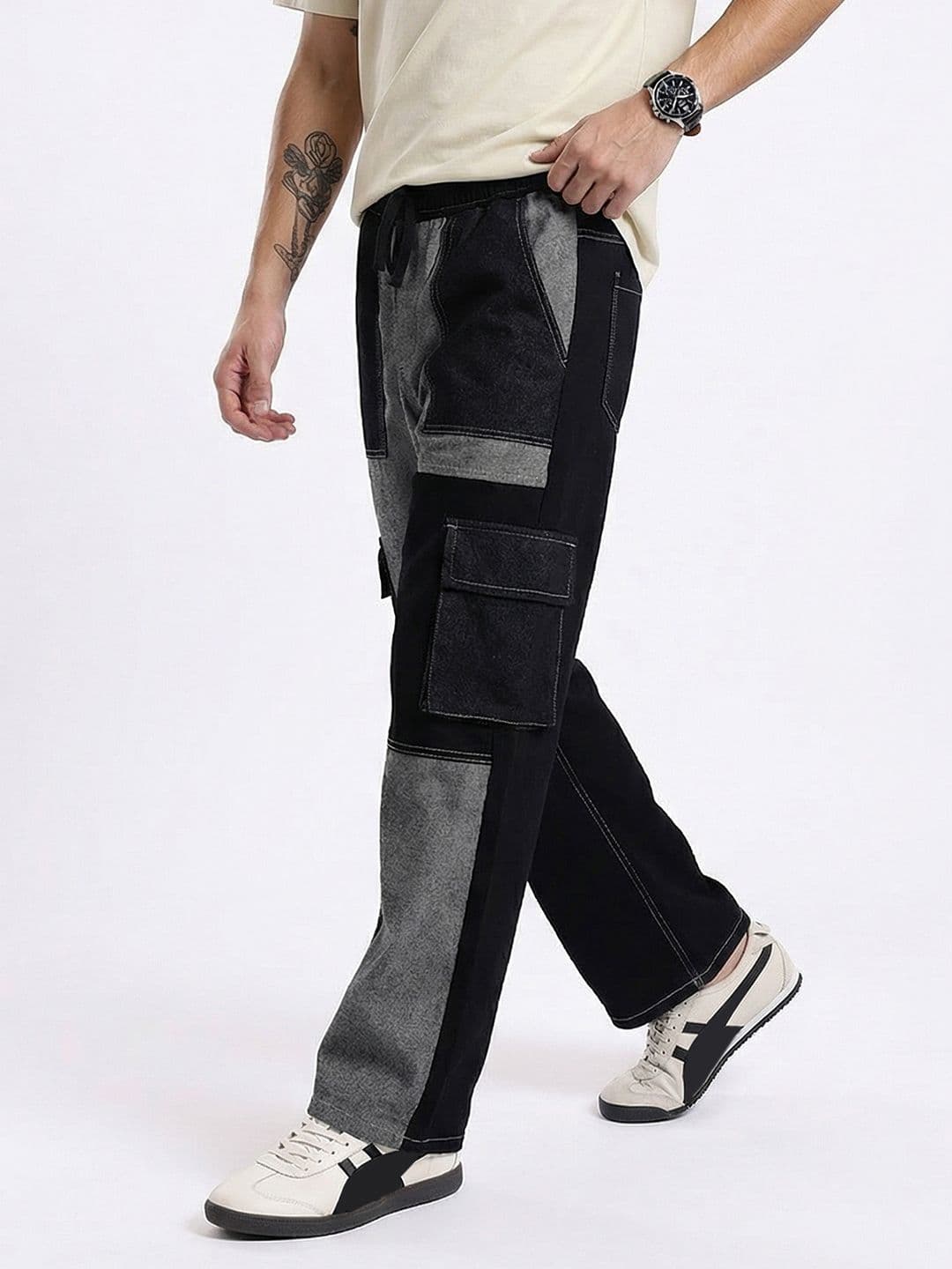 Kook N Keech Men Straight Fit Panelling Pure Cotton Jeans - view 1
