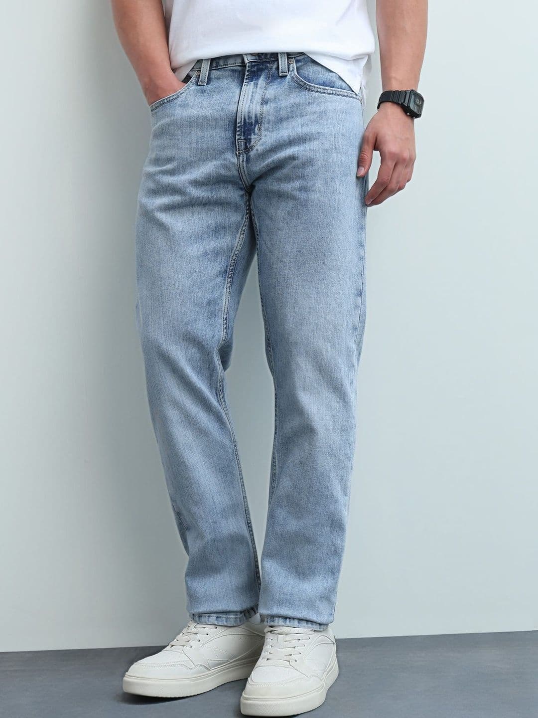 Flying Machine Men Tapered Fit Mid-Rise Light Fade Stretchable Jeans - view 1
