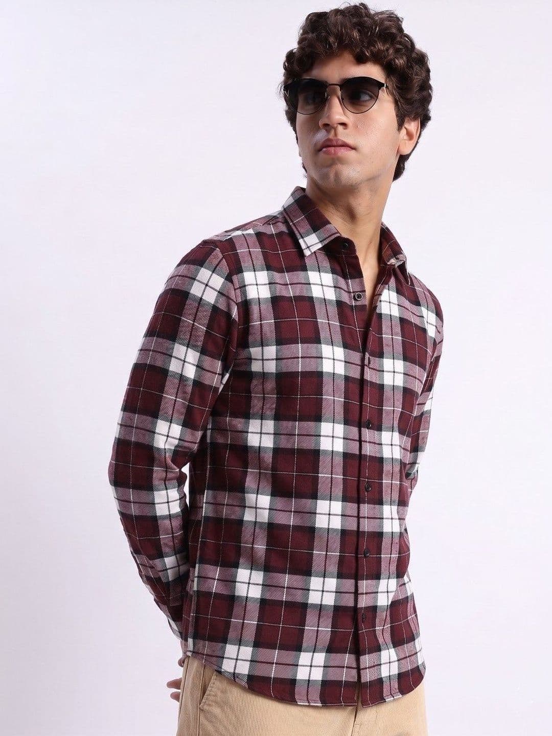 VELKYNOX Men Comfort Slim Fit Tartan Checks Checked Casual Shirt - view 1