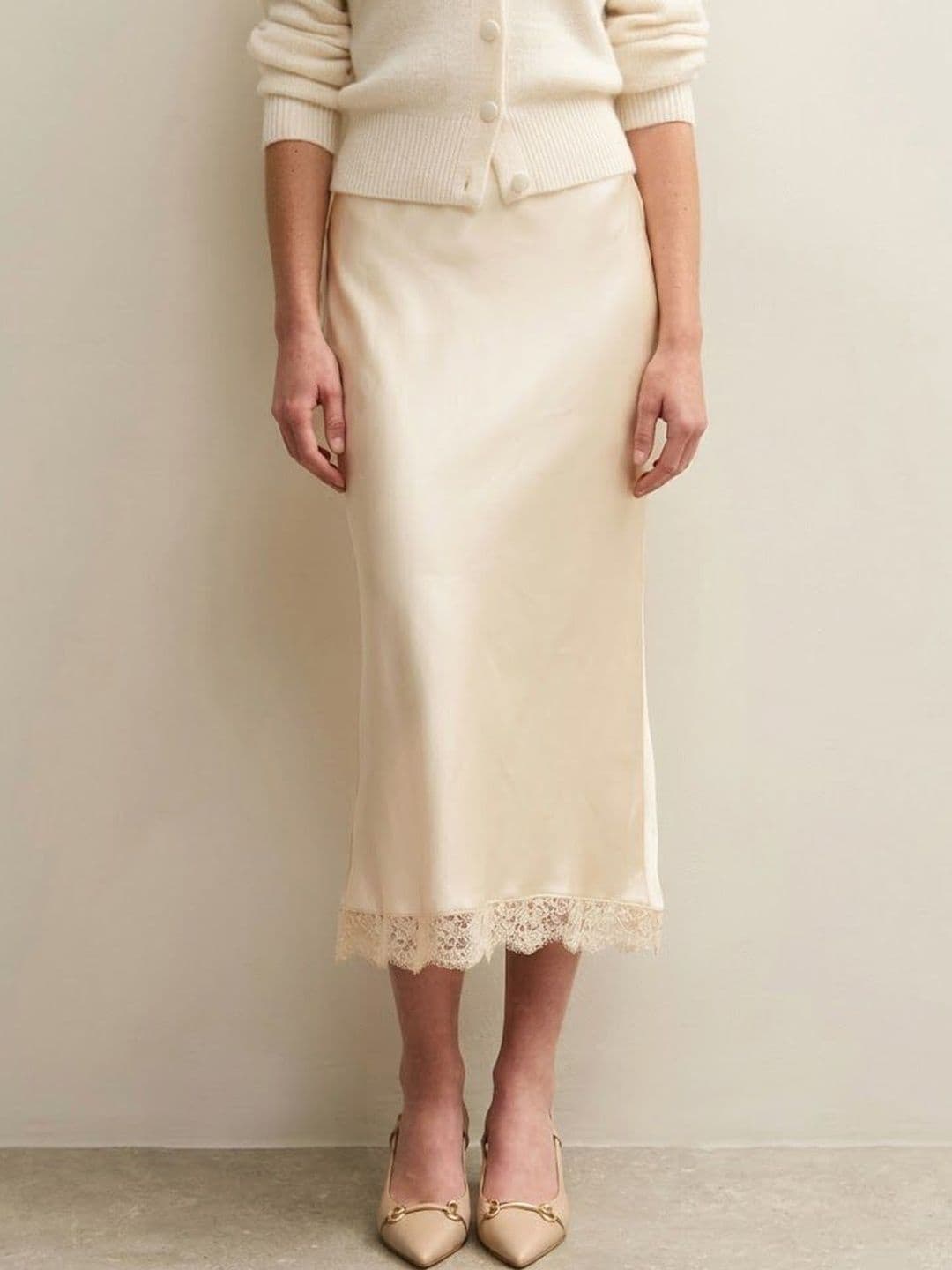 Suo Women Satin Midi Straight Skirt - view 1