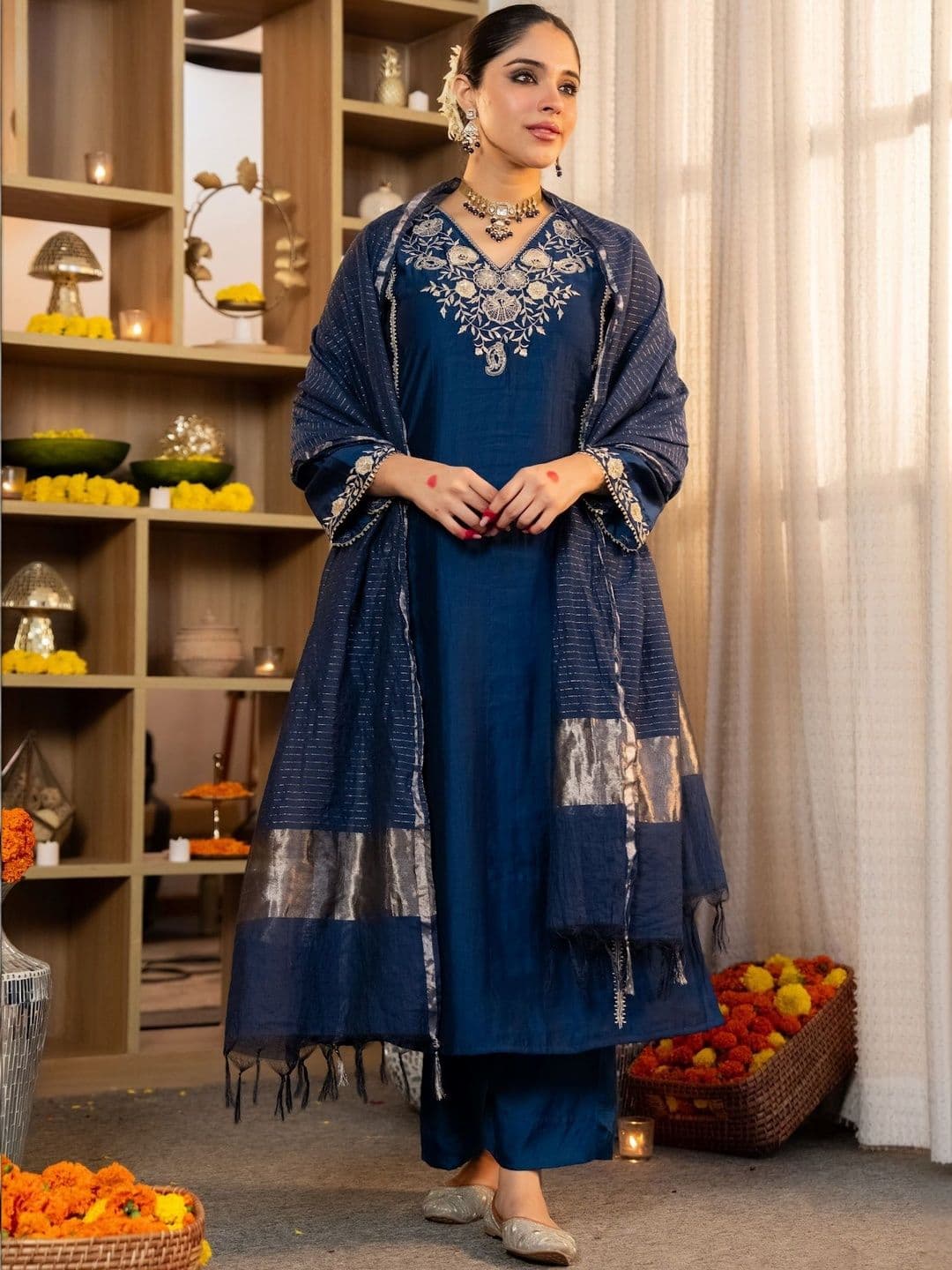 Anouk Rustic Women Ethnic Motifs Embroidered Regular Thread Work Kurta with Trousers & With Dupatta - view 1