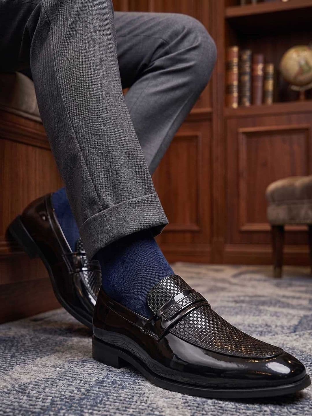 HERE&NOW Men Textured Formal Loafers - view 1