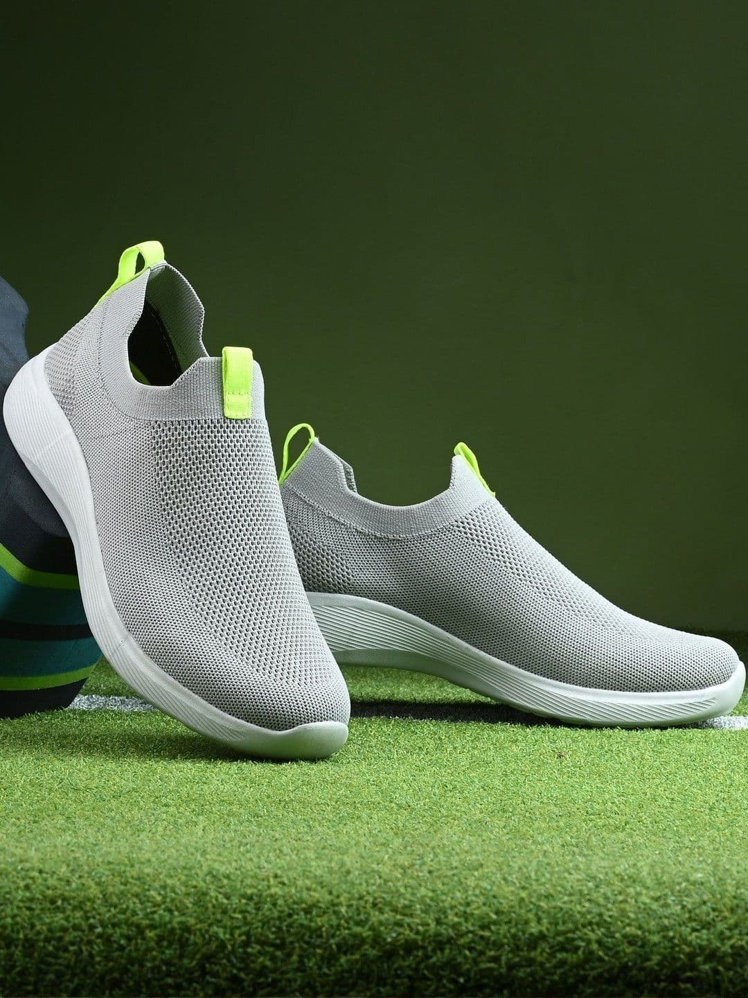 Roadster Men Running Non-Marking Shoes - view 1