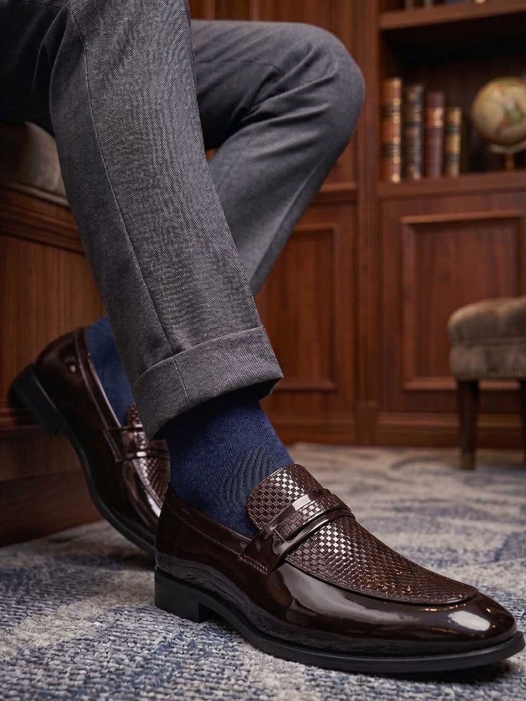 HERE&NOW Men Textured Formal Loafers - view 1