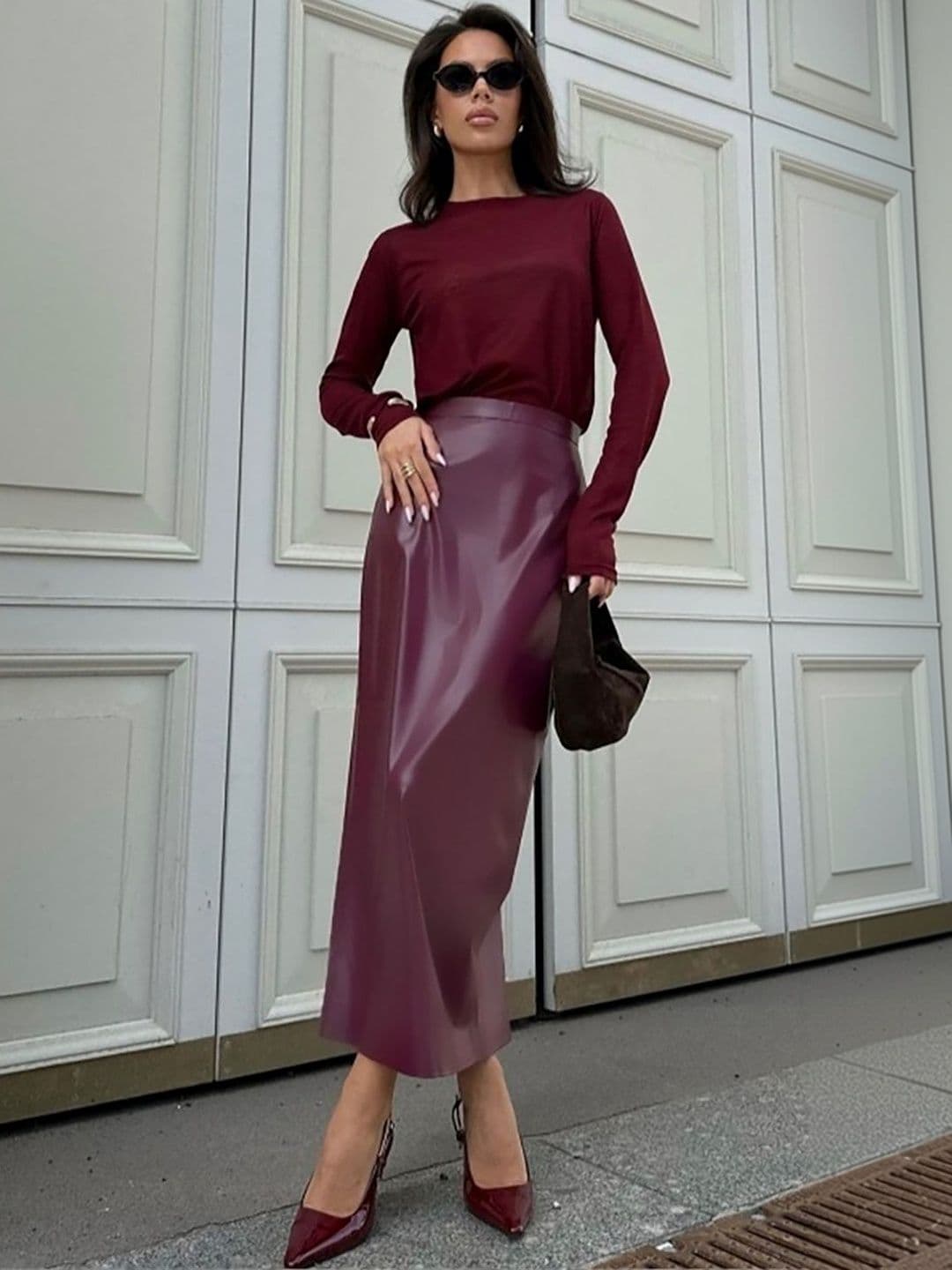 JC Mode Women Back Slit Midi Straight Skirt - view 1