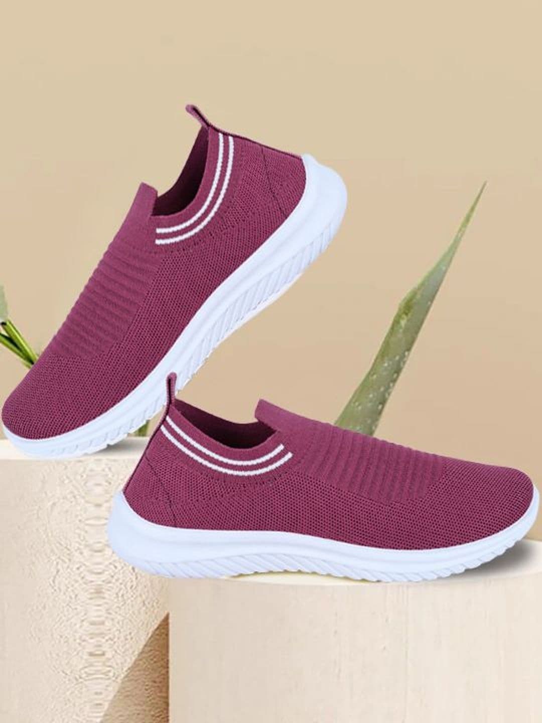 Lancer Women Mesh Running Non-Marking Shoes - view 1