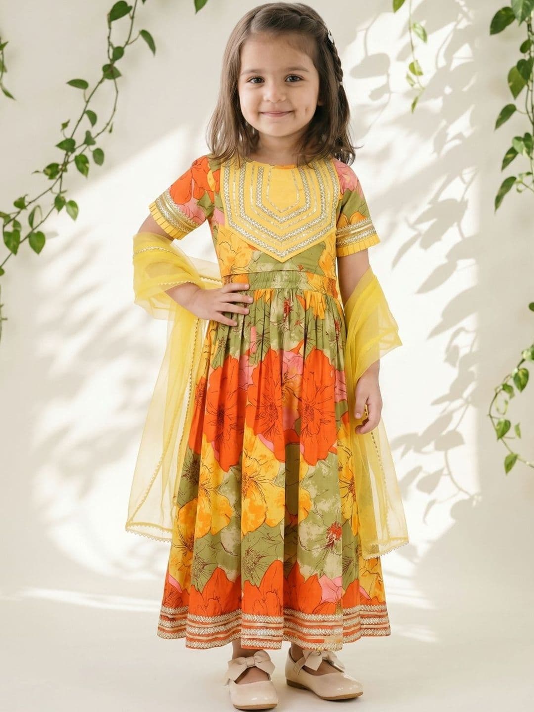 Readiprint Girls Printed Kalamkari Ready to Wear Lehenga & Blouse With Dupatta - view 1