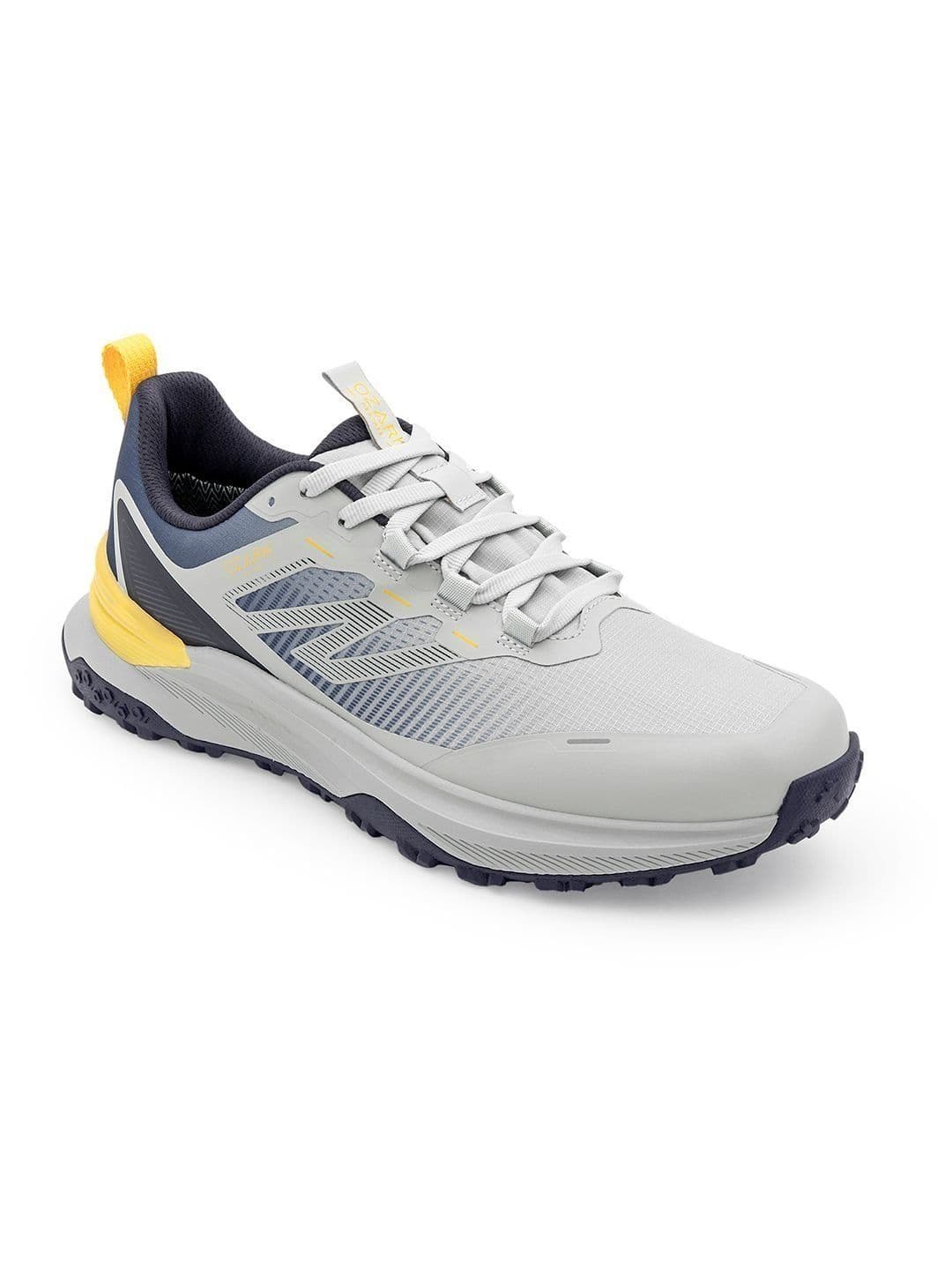Red Tape Men Mesh Training or Gym Non-Marking Shoes - view 1