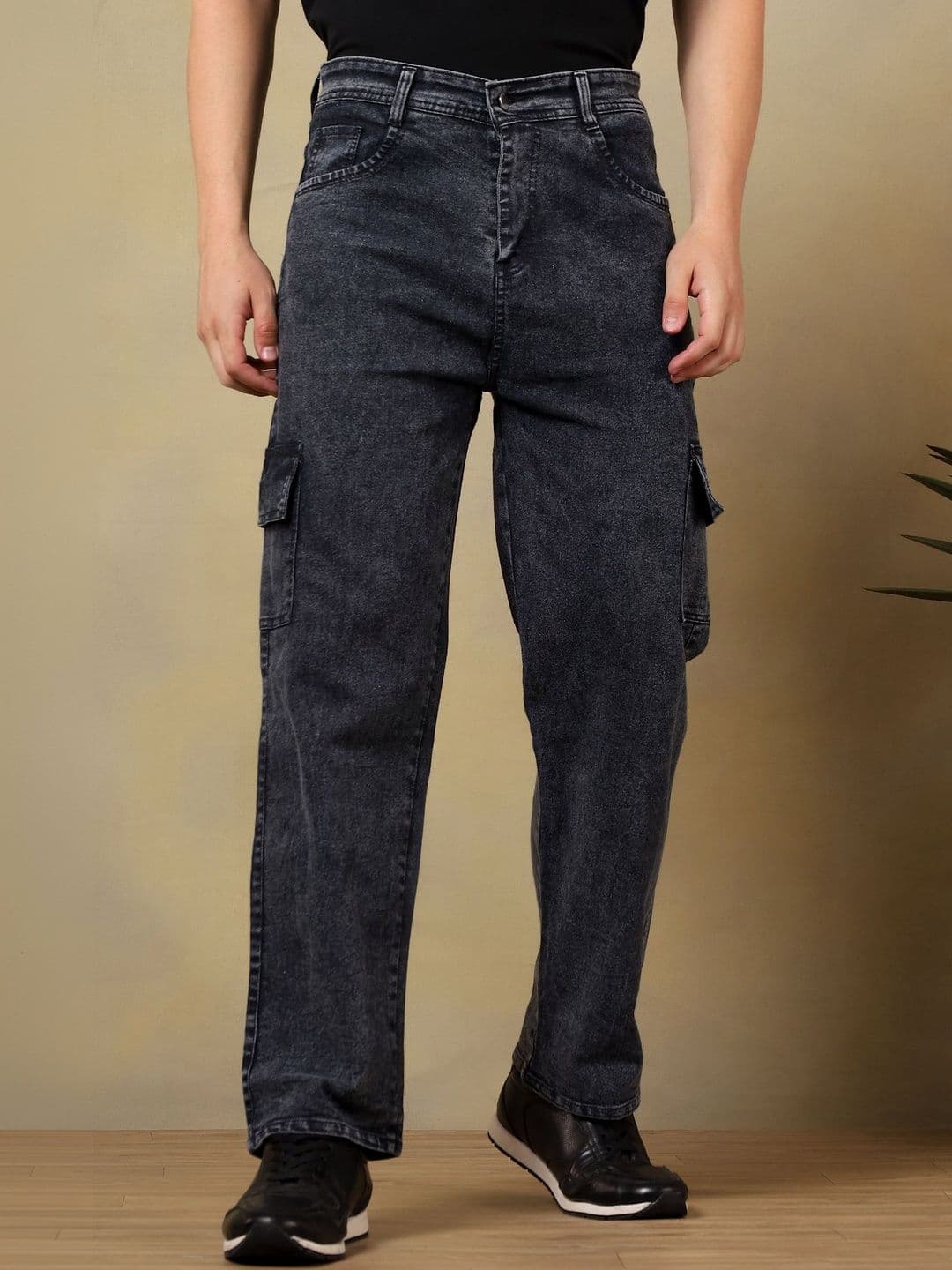 Metronaut Men Classic Straight Fit Mid-Rise Light Fade Stretchable Jeans - view 1