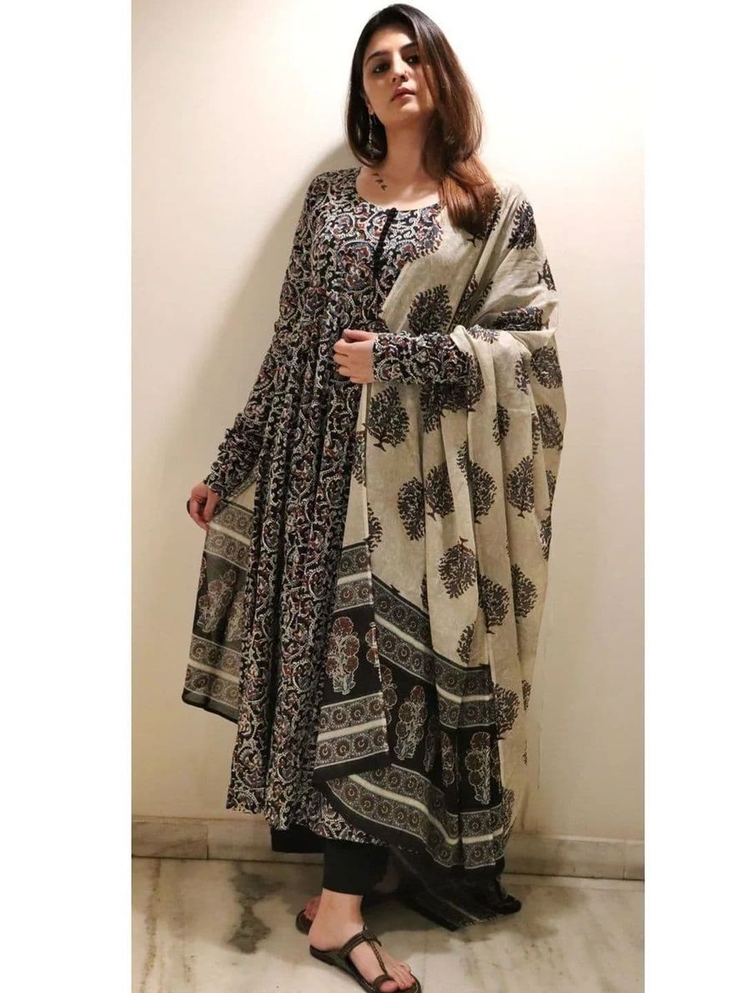 Keitra Women Ethnic Motifs Printed Tiered Kurta with Trousers & With Dupatta - view 1