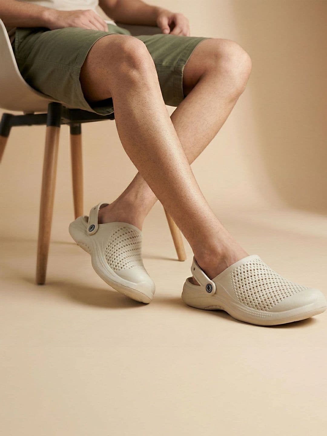 SKITE Men Clogs - view 1