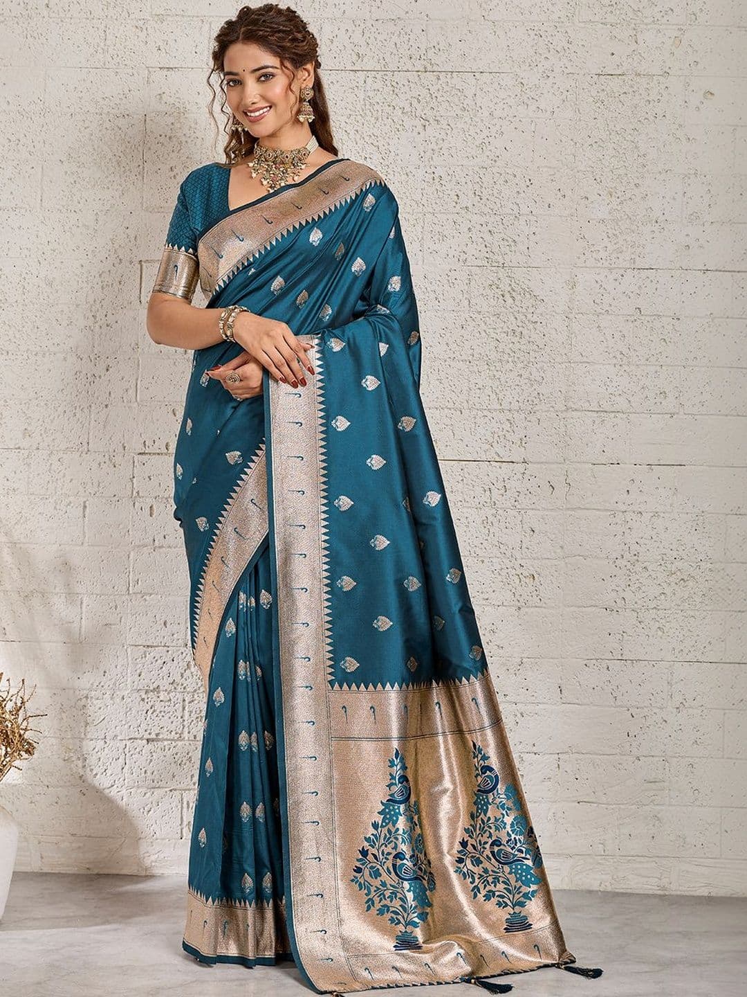 PBS PRINTS Ethnic Motifs Zari Silk Blend Heavy Work Banarasi Saree - view 1