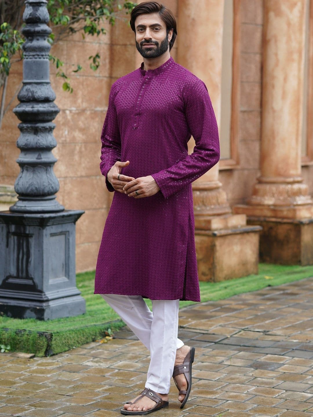 House of Pataudi Men Chikankari Threadwork Sequinned Kurta - view 1
