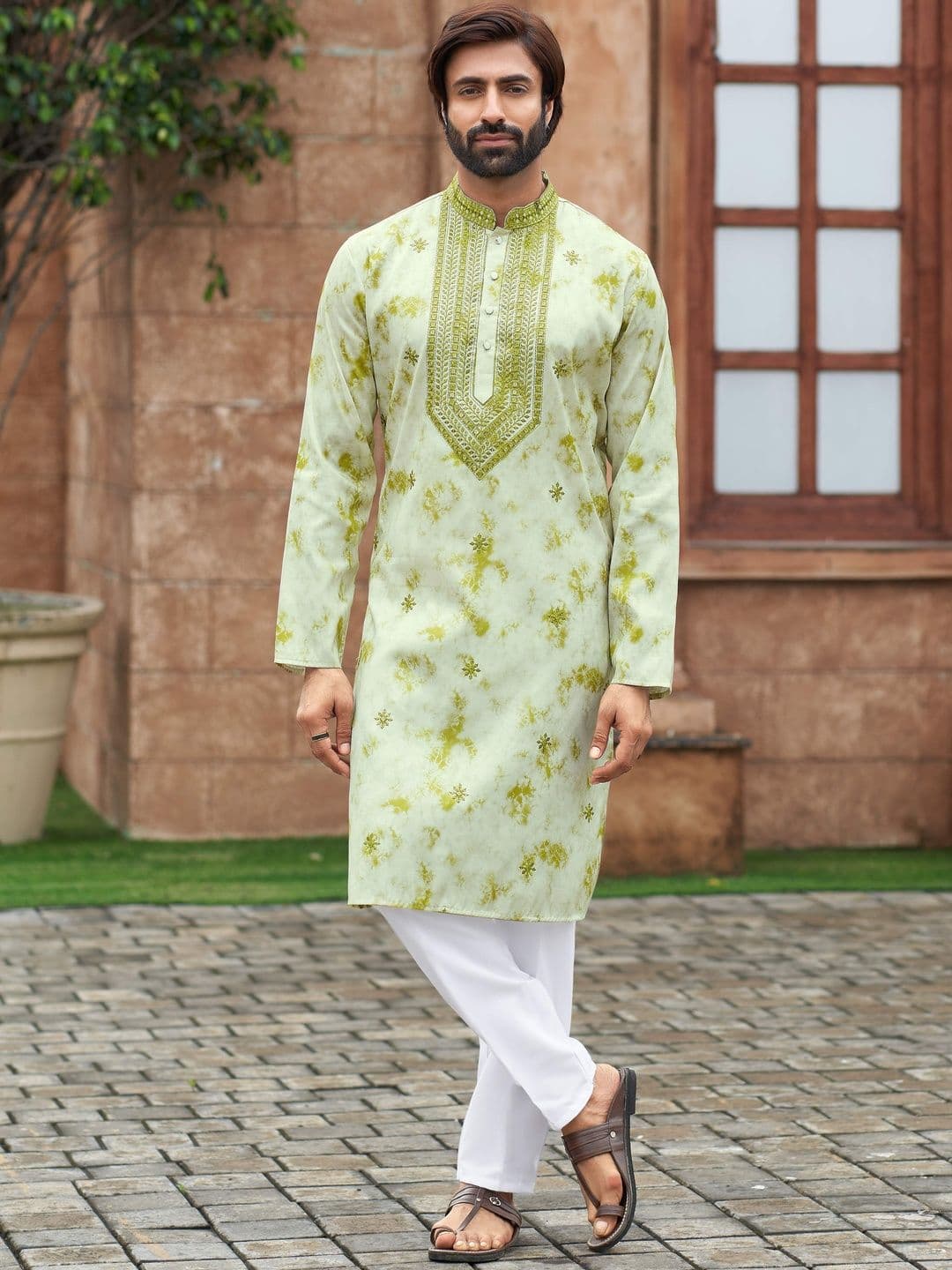 House of Pataudi Embroidered Mandarin Collar Knee Length Straight Kurtas - view 1
