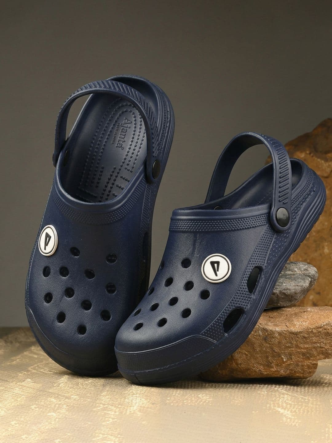 IMPAKTO Men Rubber Clogs - view 1