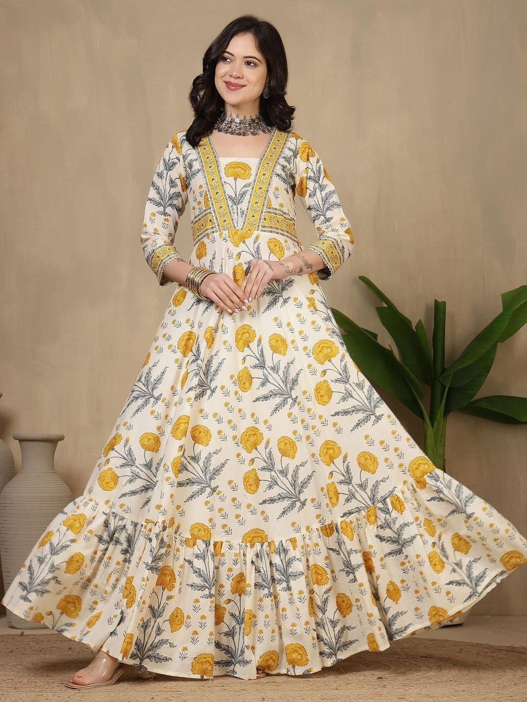 GLAM ROOTS Women Floral Printed Indie Florals Anarkali Kurta - view 1