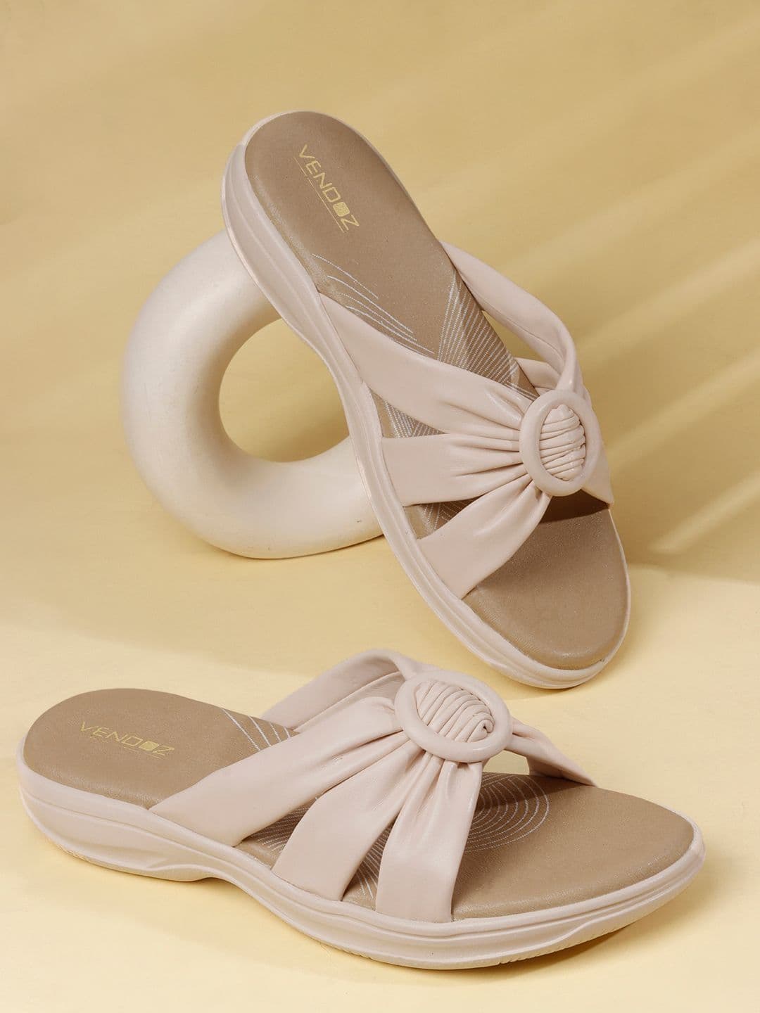 VENDOZ Women Open Toe Flats - view 1