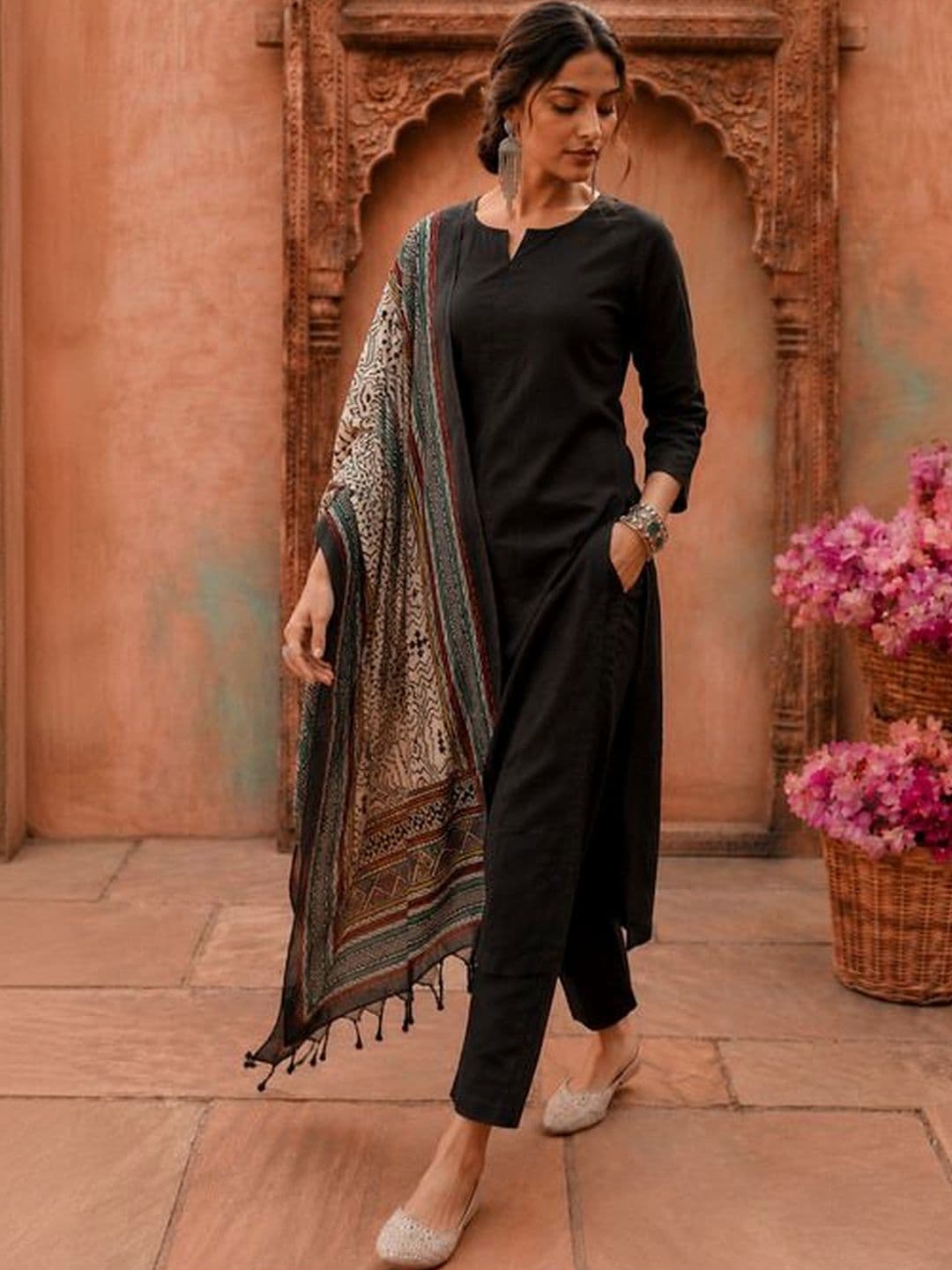 HERE&NOW Women Ethnic Motifs Regular Kurta with Trousers & With Dupatta - view 1