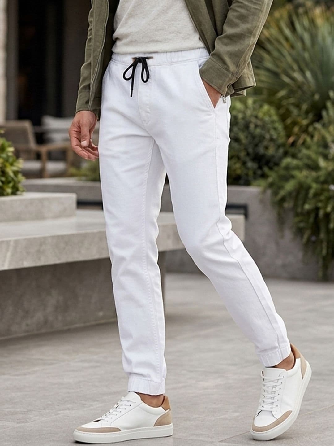 Urbano Fashion Men White Mid-Rise Clean Look Stretchable Jogger Jeans - view 1