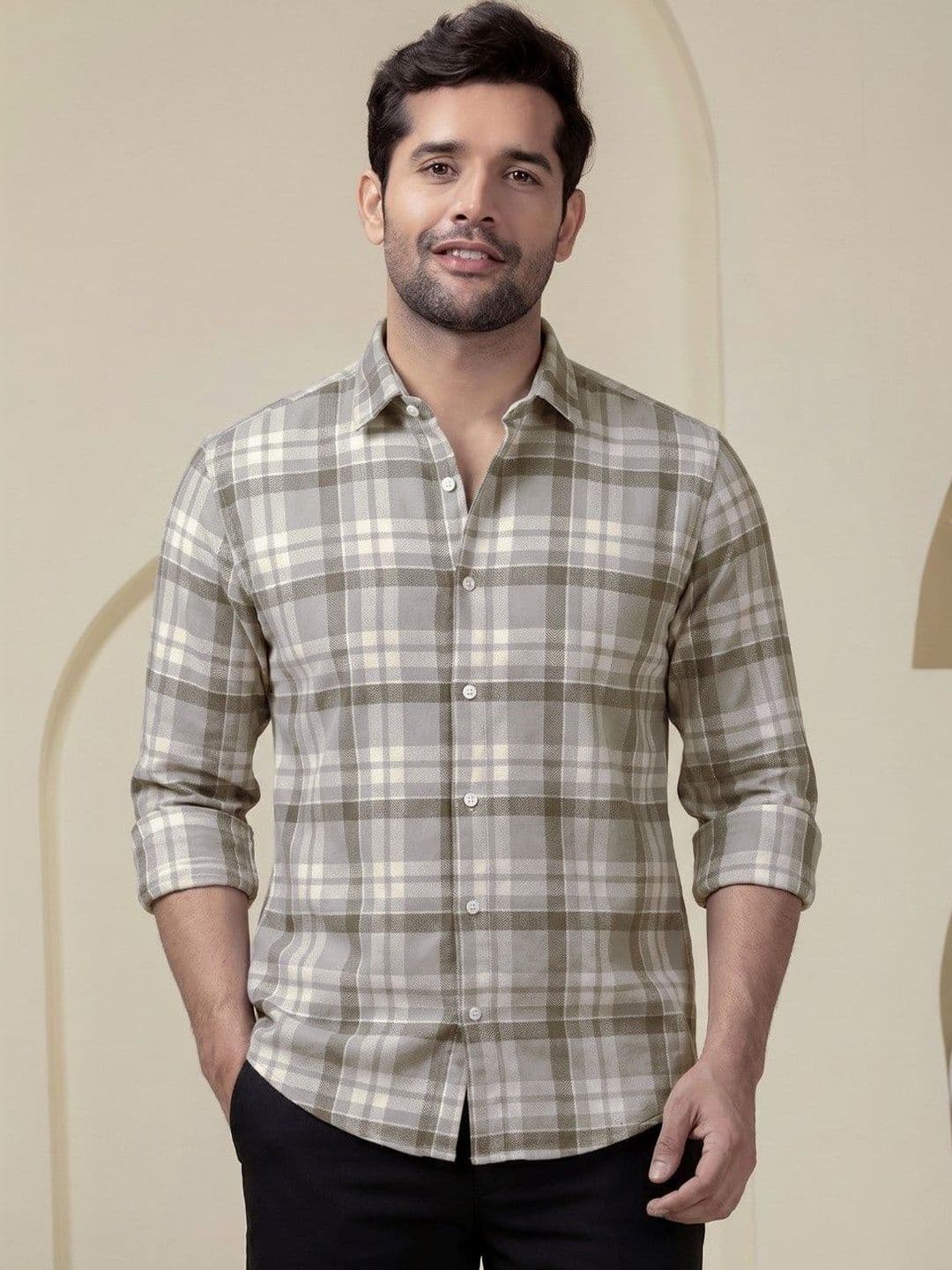 CHARLOTTE GRACIOUS Men Comfort Slim Fit Checked Casual Shirt - view 1