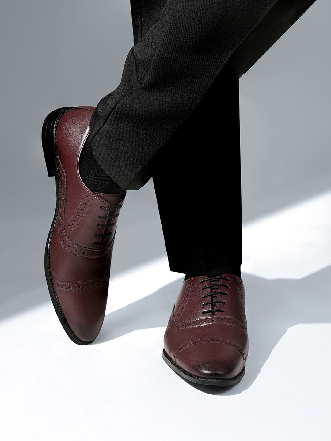 LOUIS STITCH
Men Textured Formal Lace Up Oxford Shoes - view 1