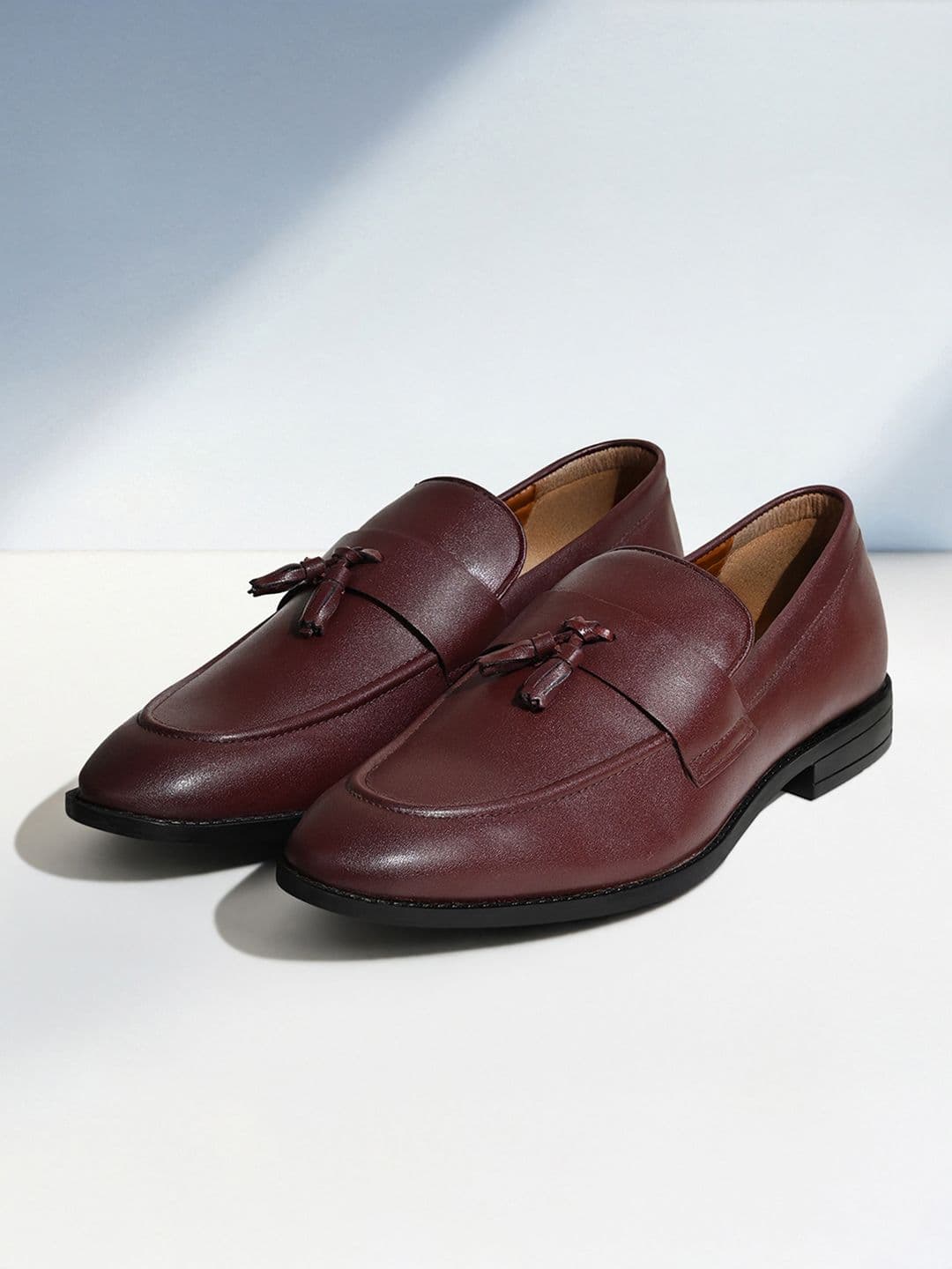 LOUIS STITCH
Men Formal Slip On Tassel Moccasin Shoes - view 1