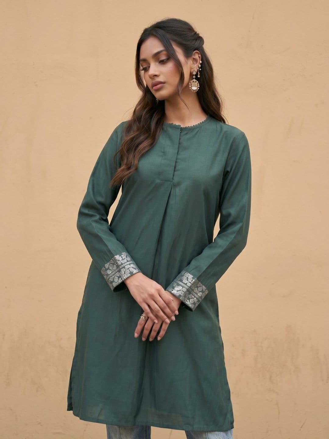 fusion by glitchez Geometric Sequinned A-Line Kurta - view 1