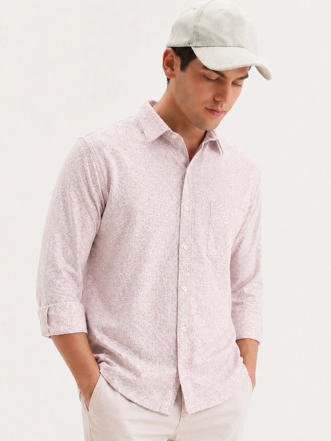 Klub Fox Men Spread Collar Micro Ditsy Printed Cotton Slim Fit Casual Shirt - view 1