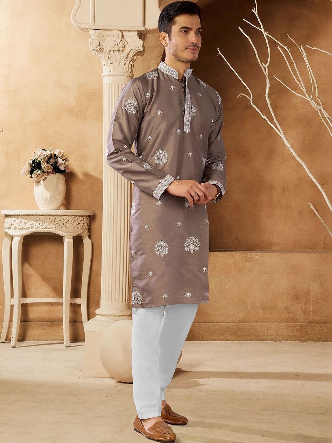 House of Pataudi Embroidered Cotton Mandarin Collar Knee Length Straight Kurtas - view 1