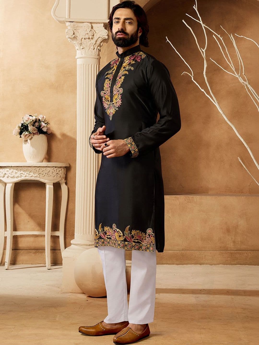 House of Pataudi Embroidered Cotton Mandarin Collar Knee Length Straight Kurta - view 1