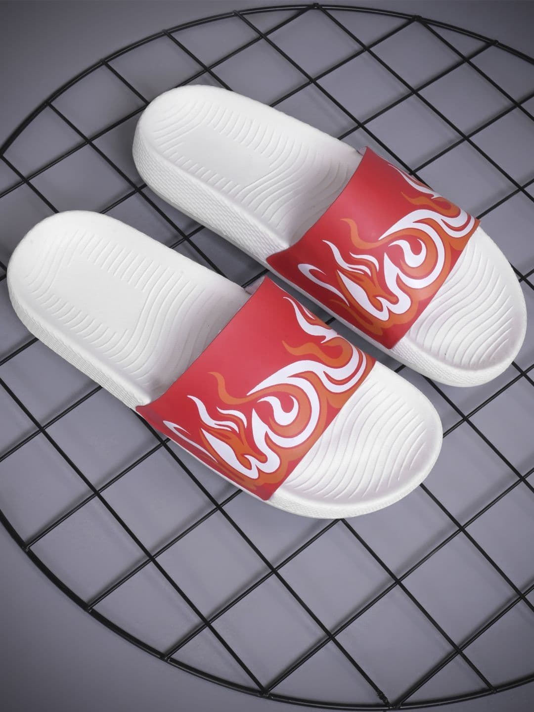 Athree Men Printed Sliders - view 1