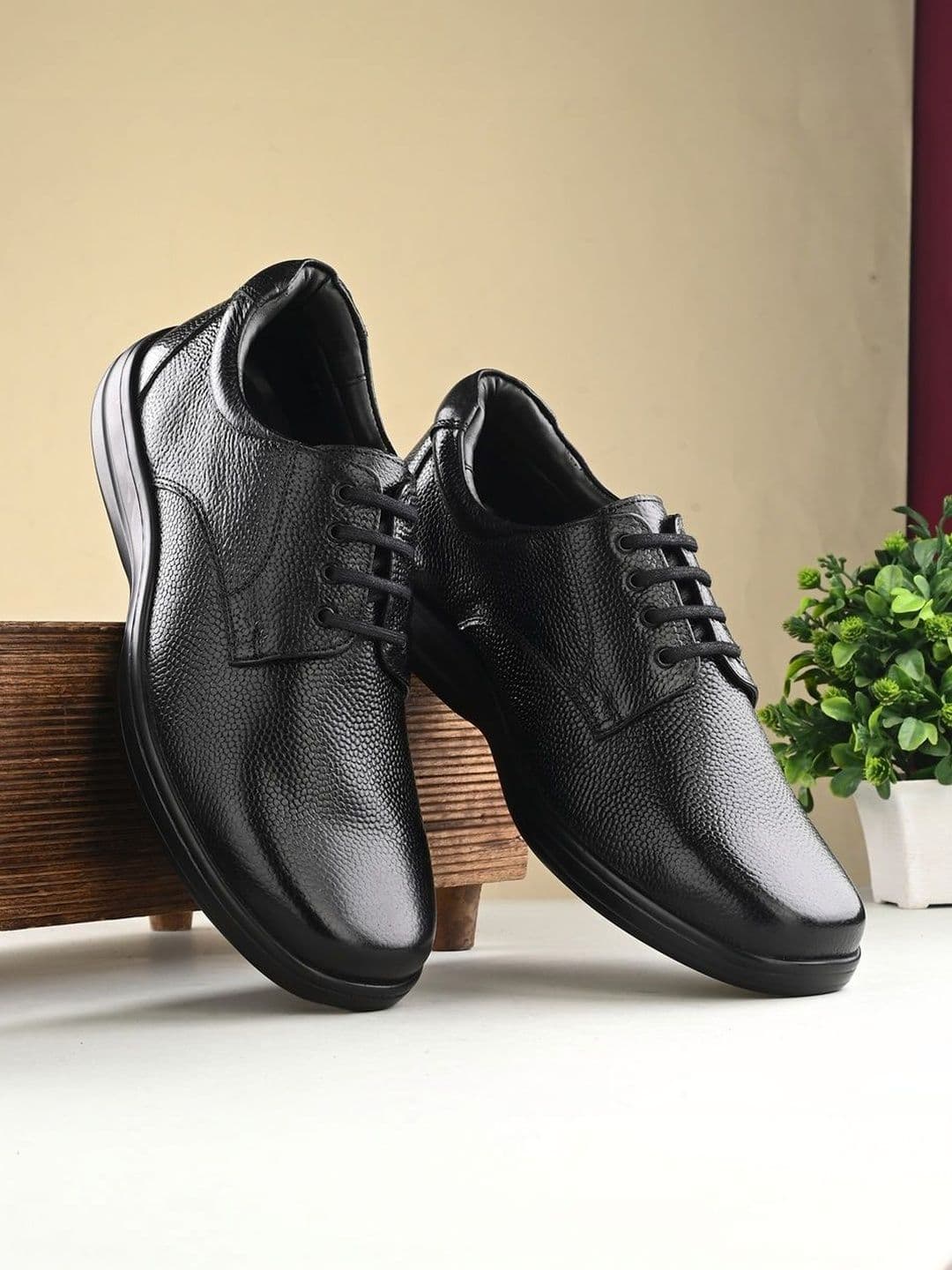 House of Pataudi Men Textured Leather Round Toe Lace-Ups Derbys Formal Shoes - view 1