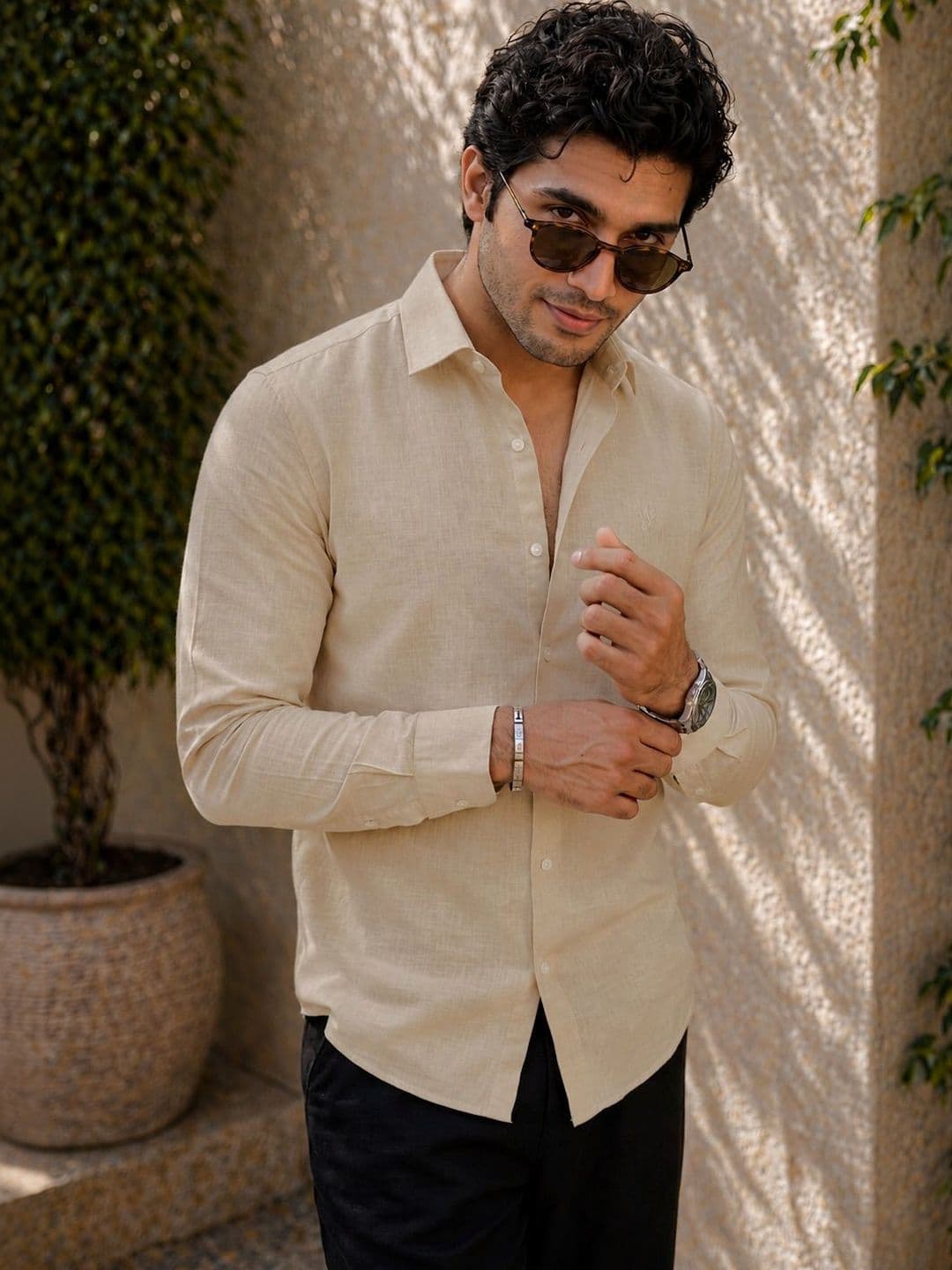 The Roadster Lifestyle Co Cotton Linen Spread Collar Shirt - view 1