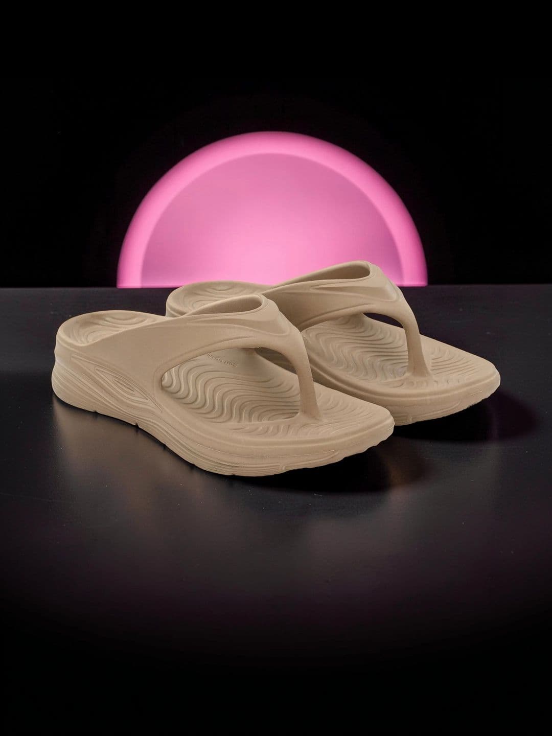 Vortek Men Thong Flip-Flops - view 1