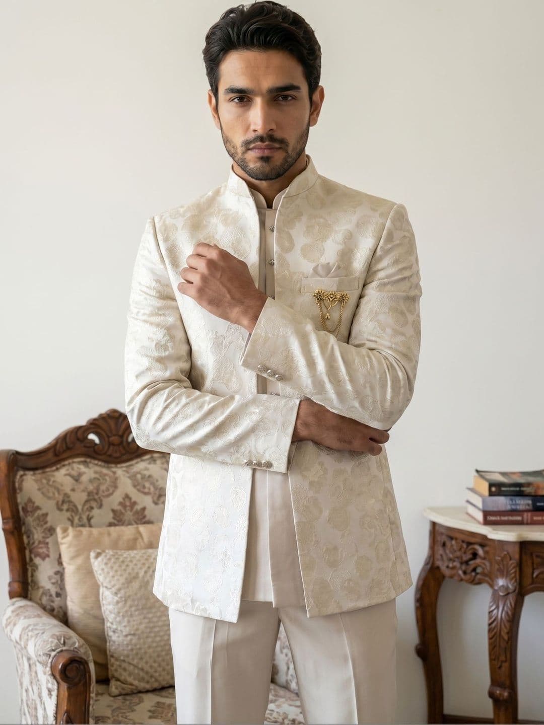 Jompers Self Design Mandarin Collar Sherwani