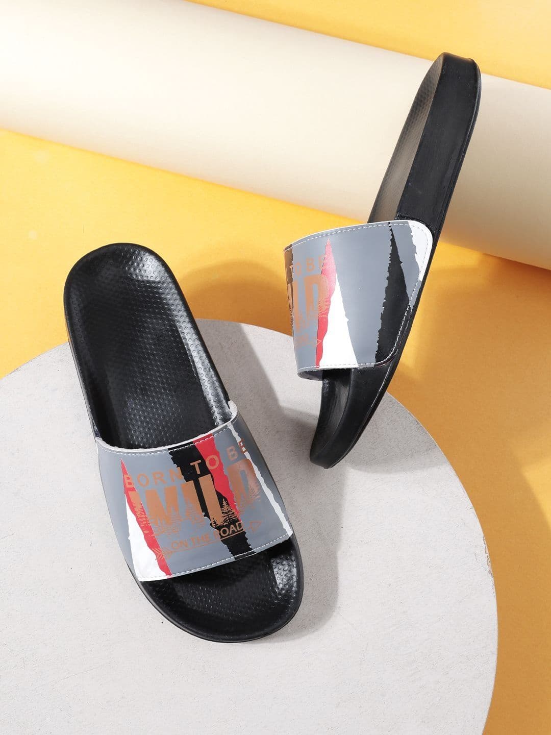 SCHOOZI Men Printed Sliders - view 1