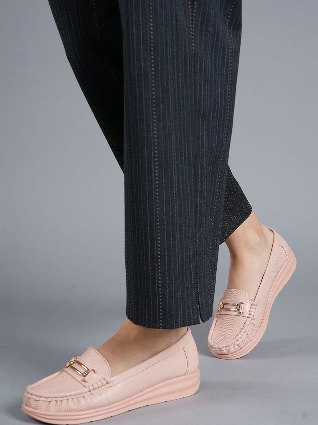 DressBerry Women Textured Loafers - view 1