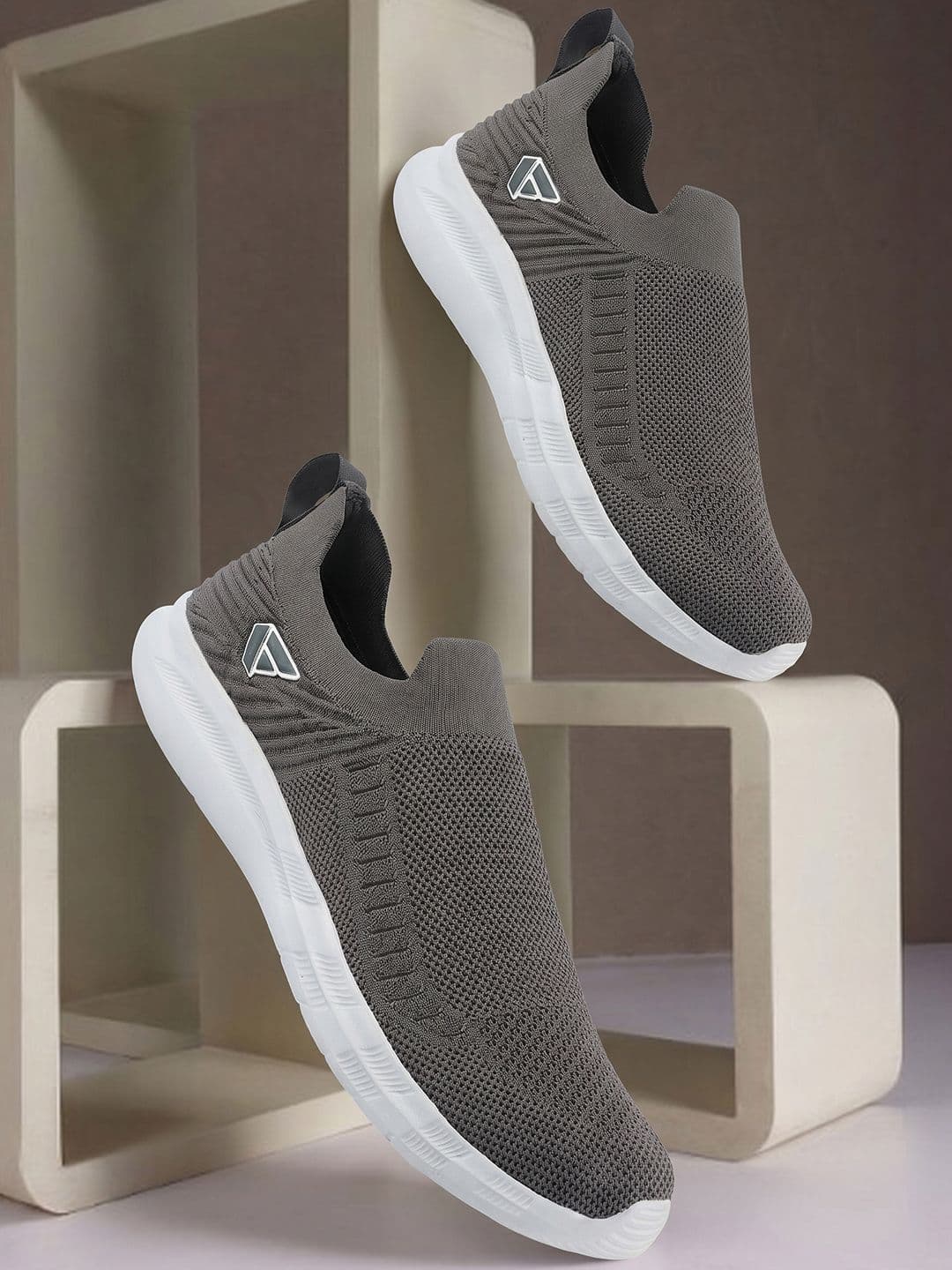 FUEL Men Mesh Running Non-Marking Shoes - view 1