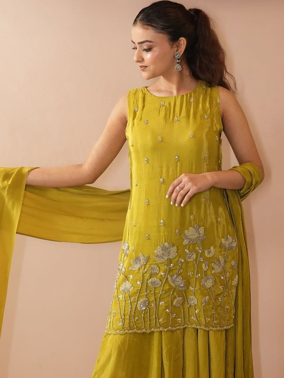 Sangria Women Floral Embroidered Regular Thread Work Kurta with Sharara & With Dupatta - view 1